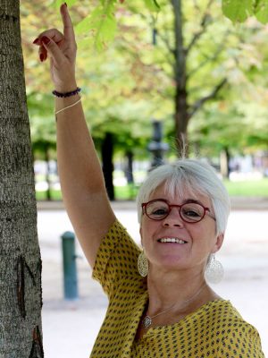Donatienne-Colson-Artiste-Coach-exterieur.jpg Donatienne-Colson-Artiste-Coach-exterieur.jpg